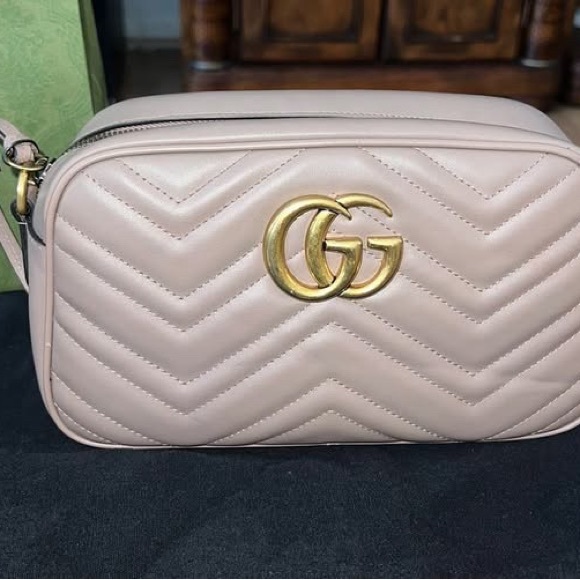 GG MARMONT SMALL SHOULDER BAG - Picture 2 of 5